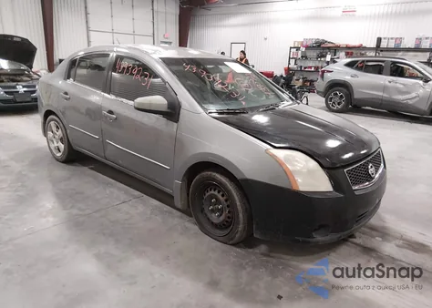 2008 Nissan Sentra 2.0S z USA, uszkodzony, nr VIN 3N1AB61E68L645085